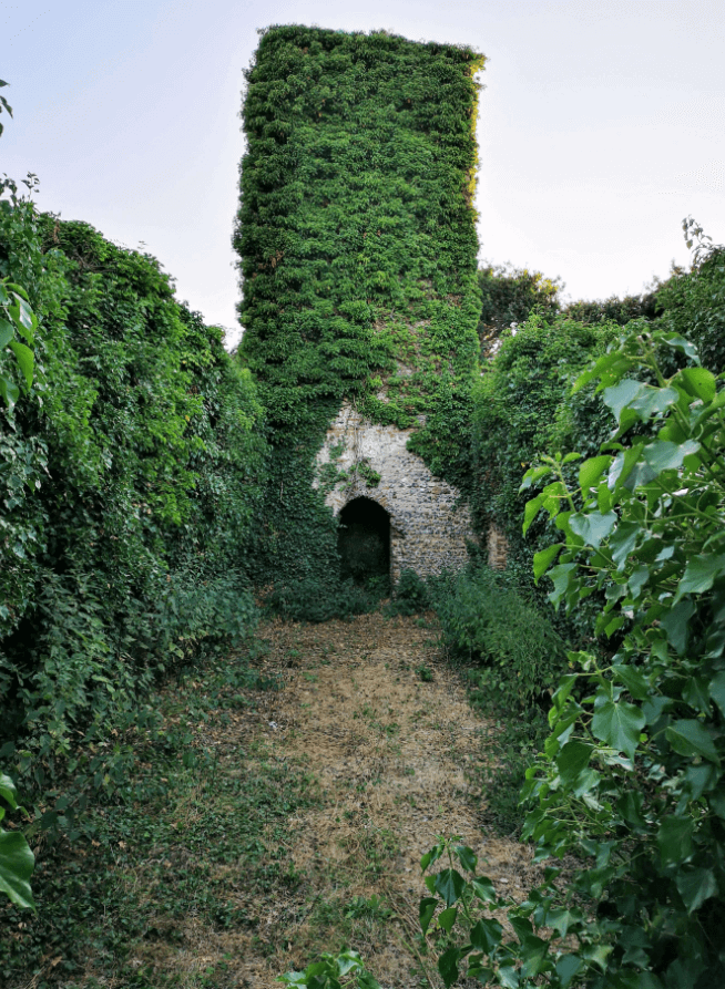 st edmunds church ruins southwood