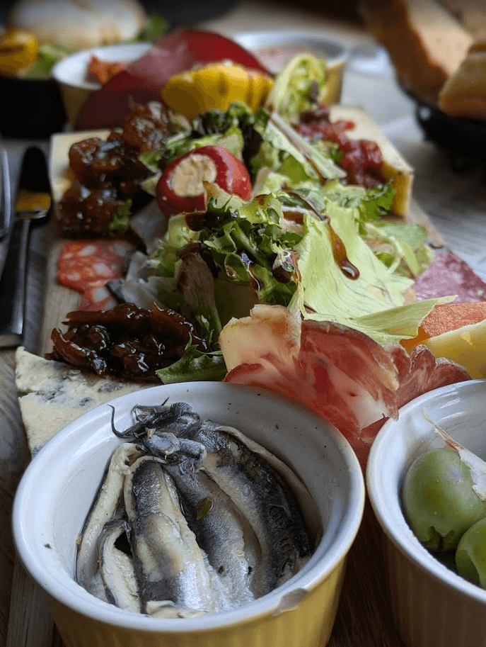 norwich sharing boards wallow